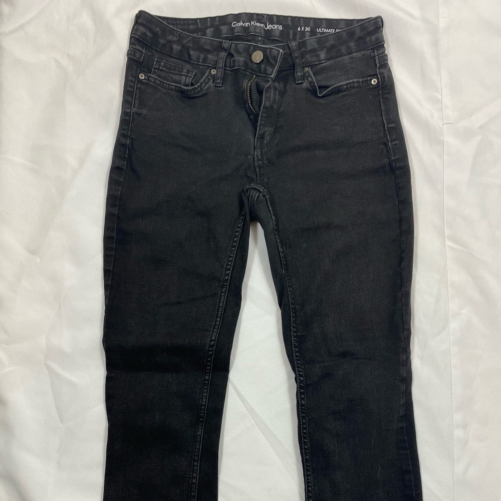 Calvin Klein Jeans | Women’s “Ultimate Skinny” Black Jeans | 6X30